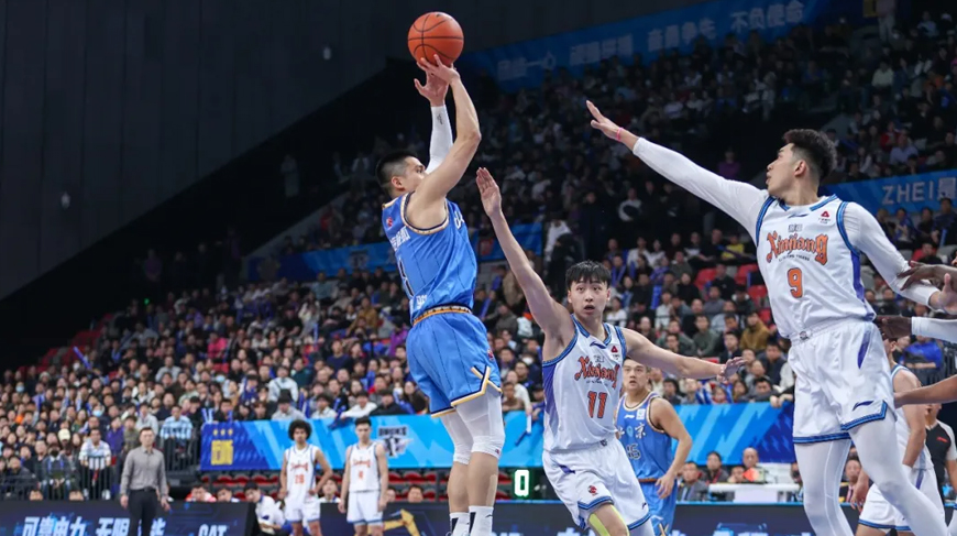 CBA｜赵睿主场首秀 北京北汽队111比84战胜新疆队